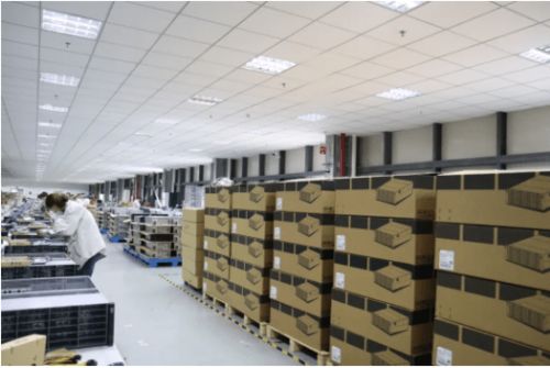 凌發(fā)明先生一行親臨工廠視察指導(dǎo)，深化軟件服務(wù)與智能制造融合